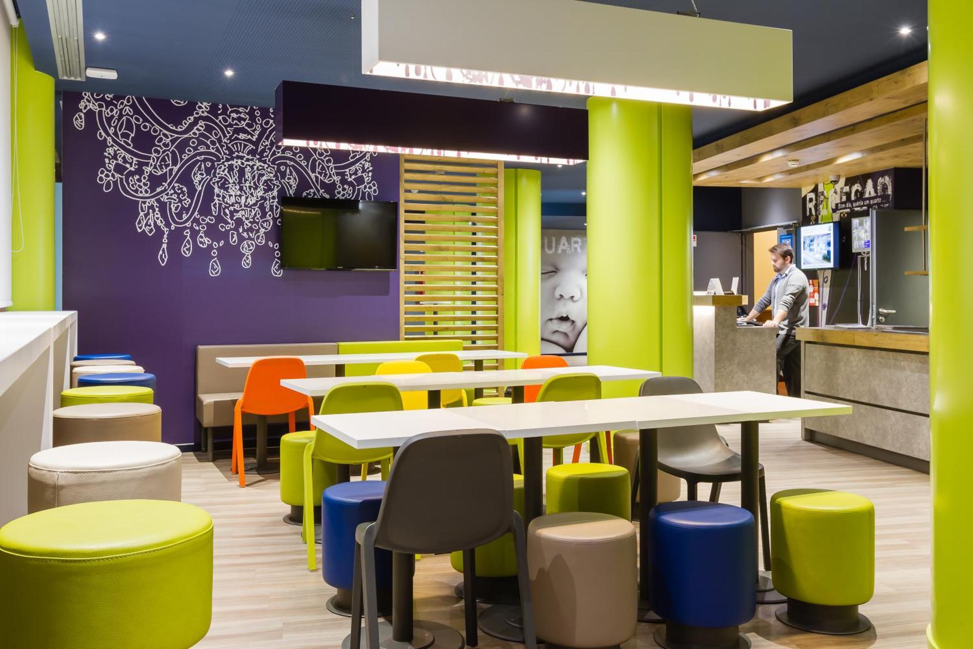Ibis Budget Braga Centro Exteriör bild